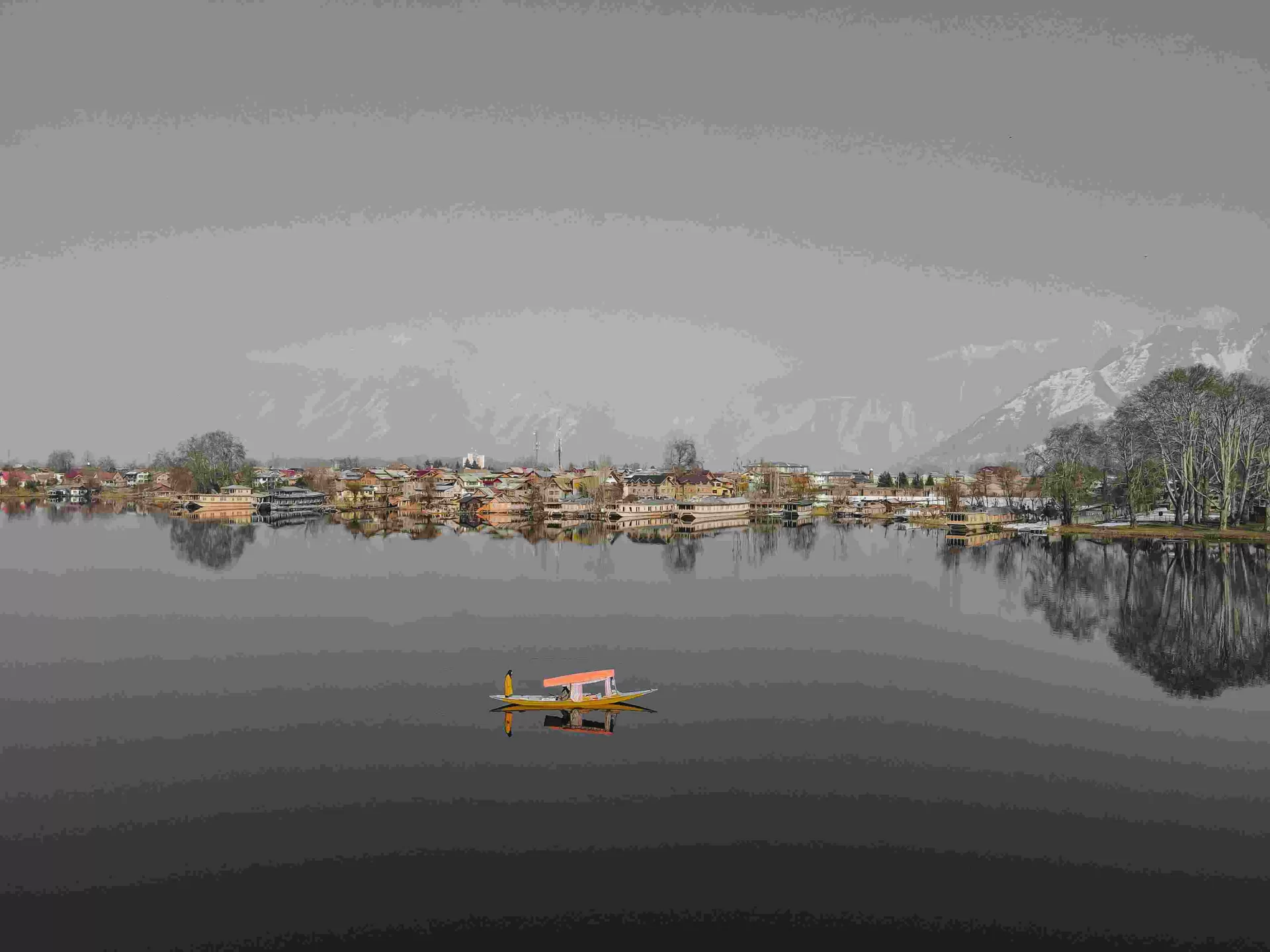Heavenly Kashmir Escape